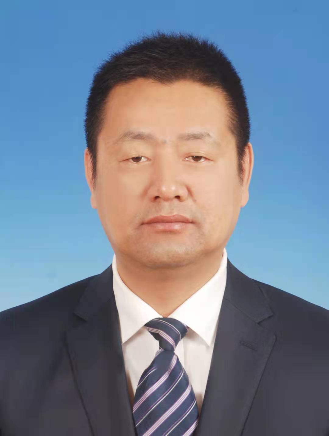 周旭东.jpg