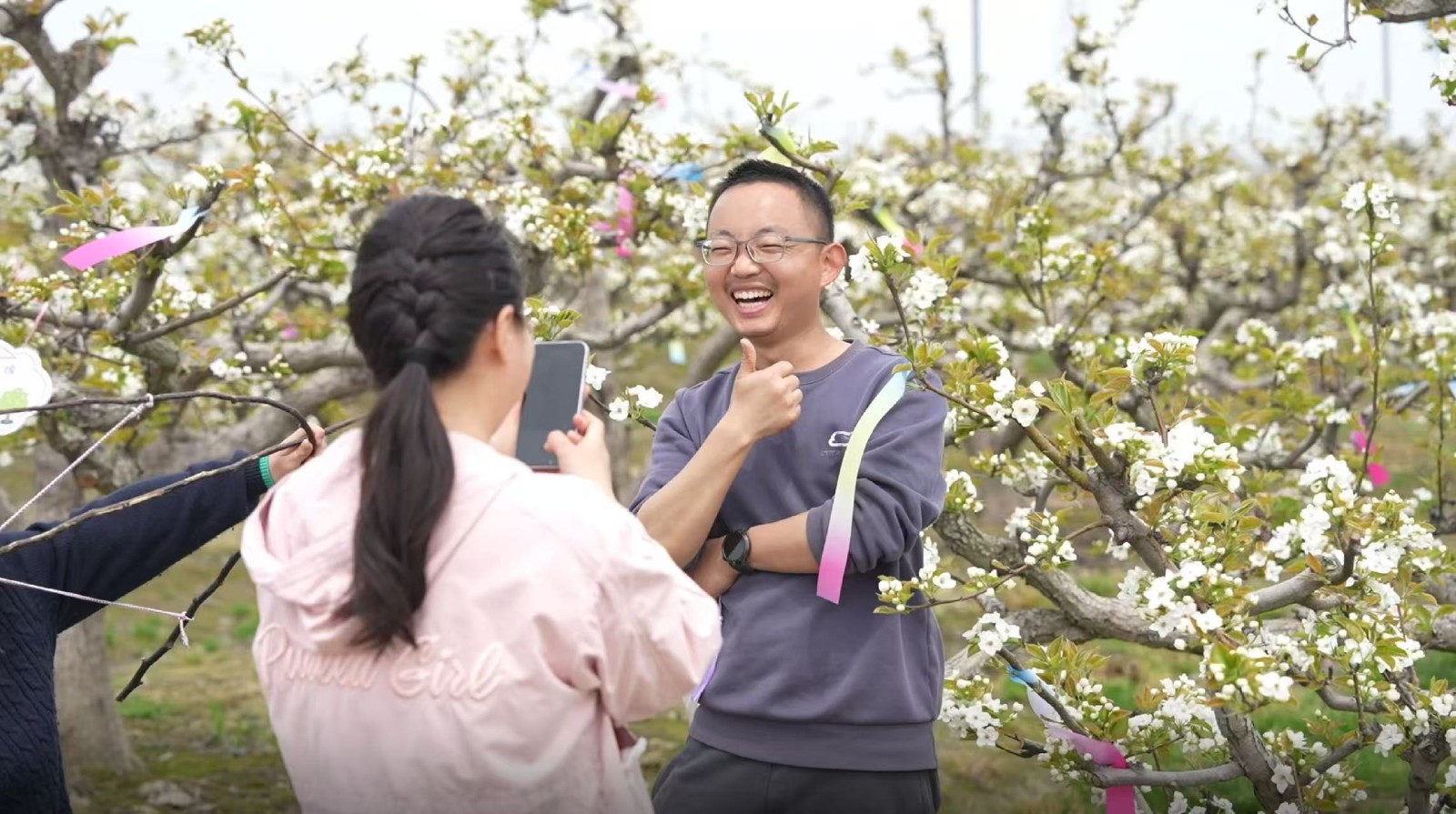 4月8日 星期三 (二版) 南通外向型农业综合开发区梨花季主题活动启幕.jpg 4月8日 星期三 (二版) 南通外向型农业综合开发区梨花季主题活动启幕.jpg