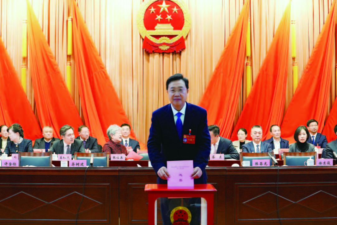 陈.jpg